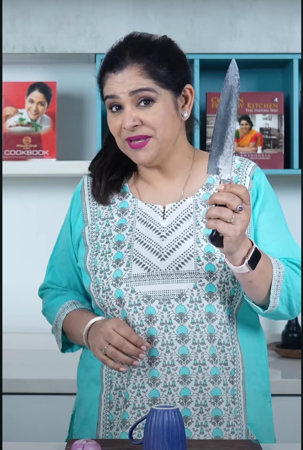 Kitchen Tips: How To Sharpen Your Knives Easily